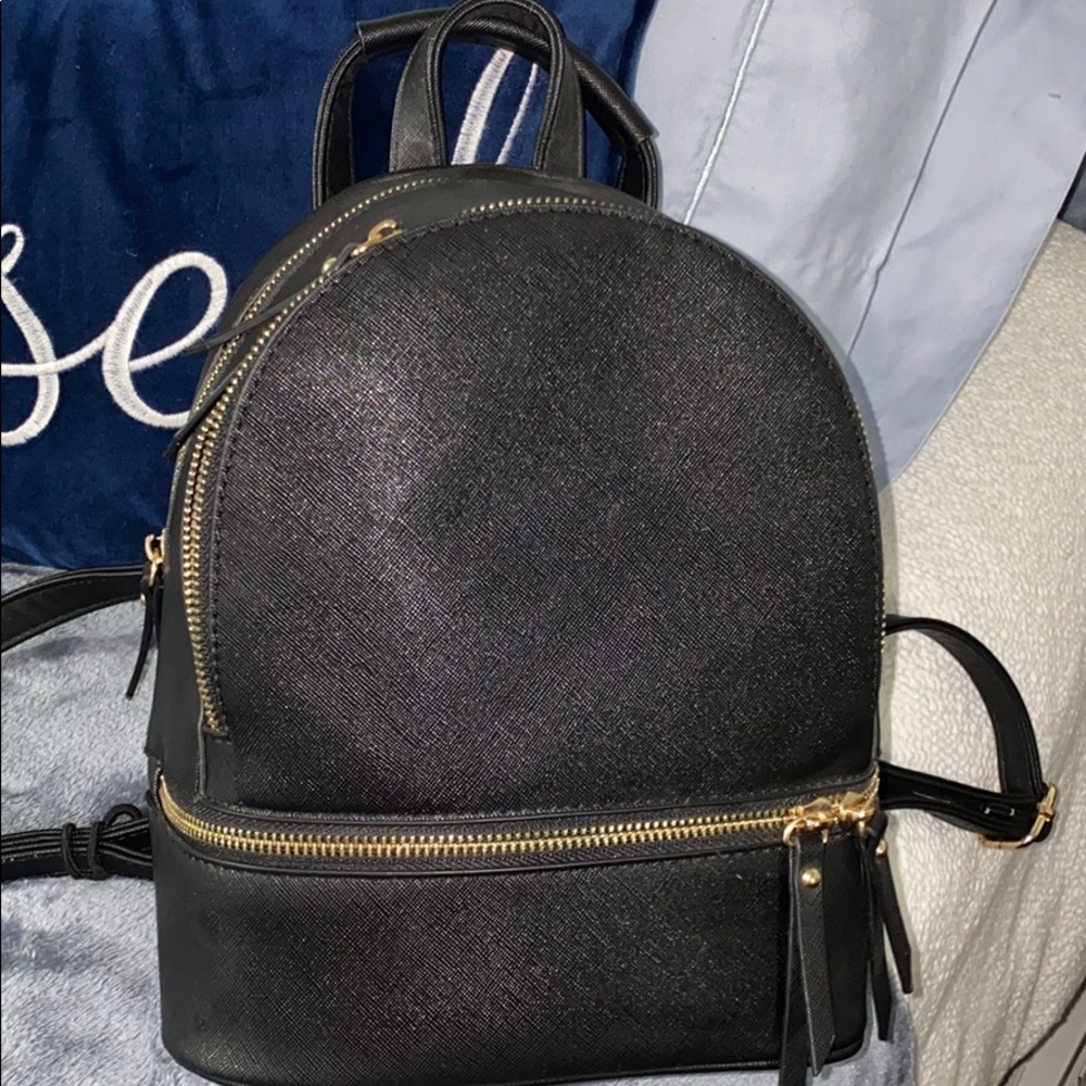 Little black backpack 🖤
